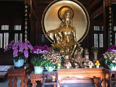 06C Avalokiteshvara golden statue in Chi Lin Nunnery Hong Kong